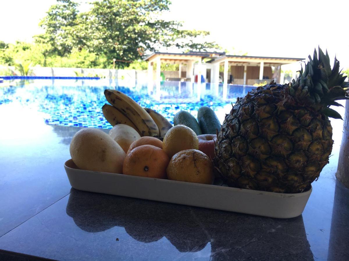 Vistapaloma Beach Resort Odiong 外观 照片