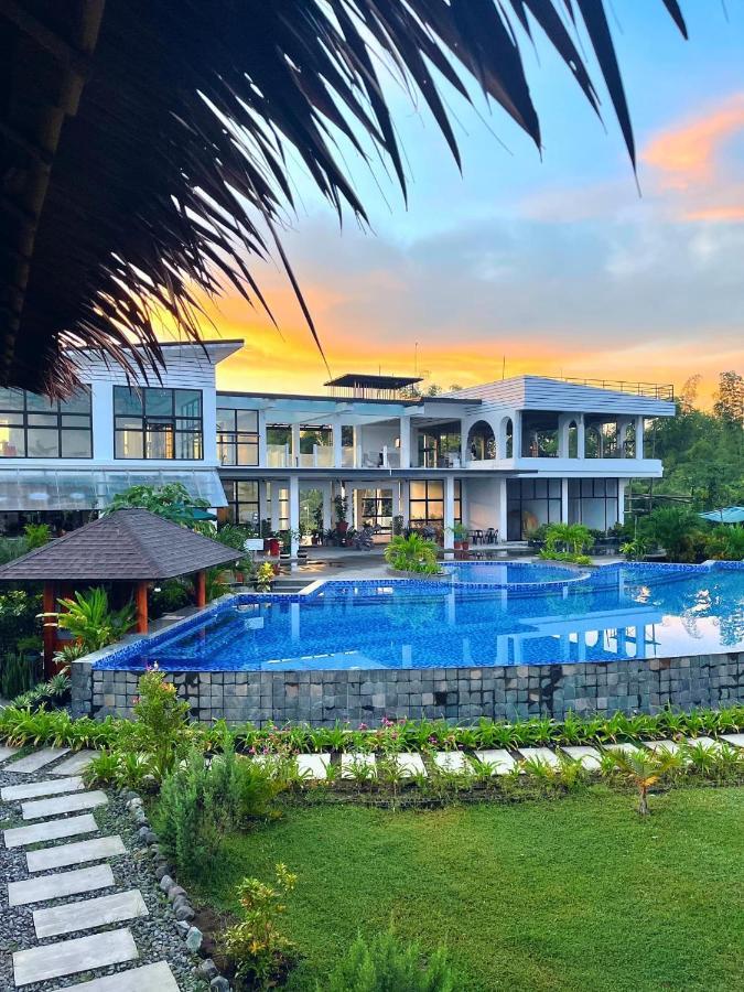 Vistapaloma Beach Resort Odiong 外观 照片