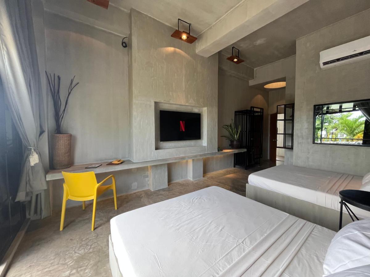 Vistapaloma Beach Resort Odiong 外观 照片