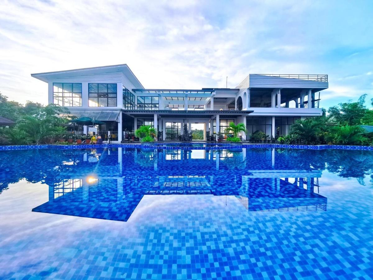Vistapaloma Beach Resort Odiong 外观 照片
