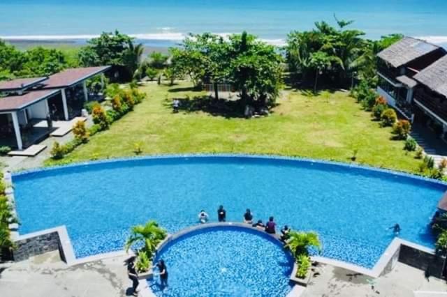 Vistapaloma Beach Resort Odiong 外观 照片