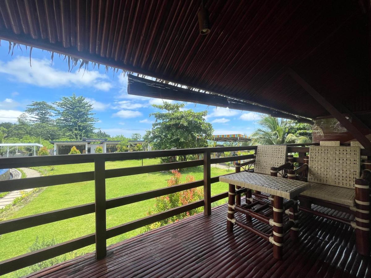 Vistapaloma Beach Resort Odiong 外观 照片
