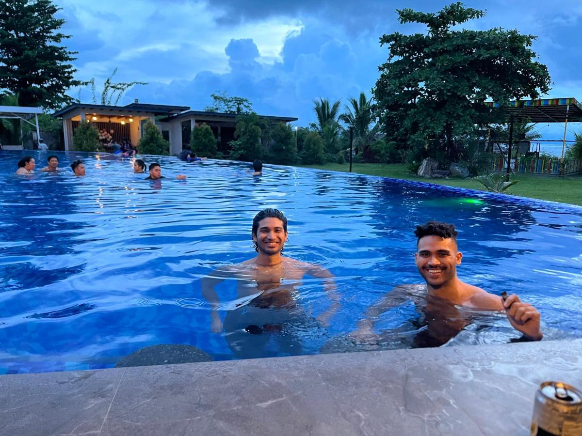 Vistapaloma Beach Resort Odiong 外观 照片
