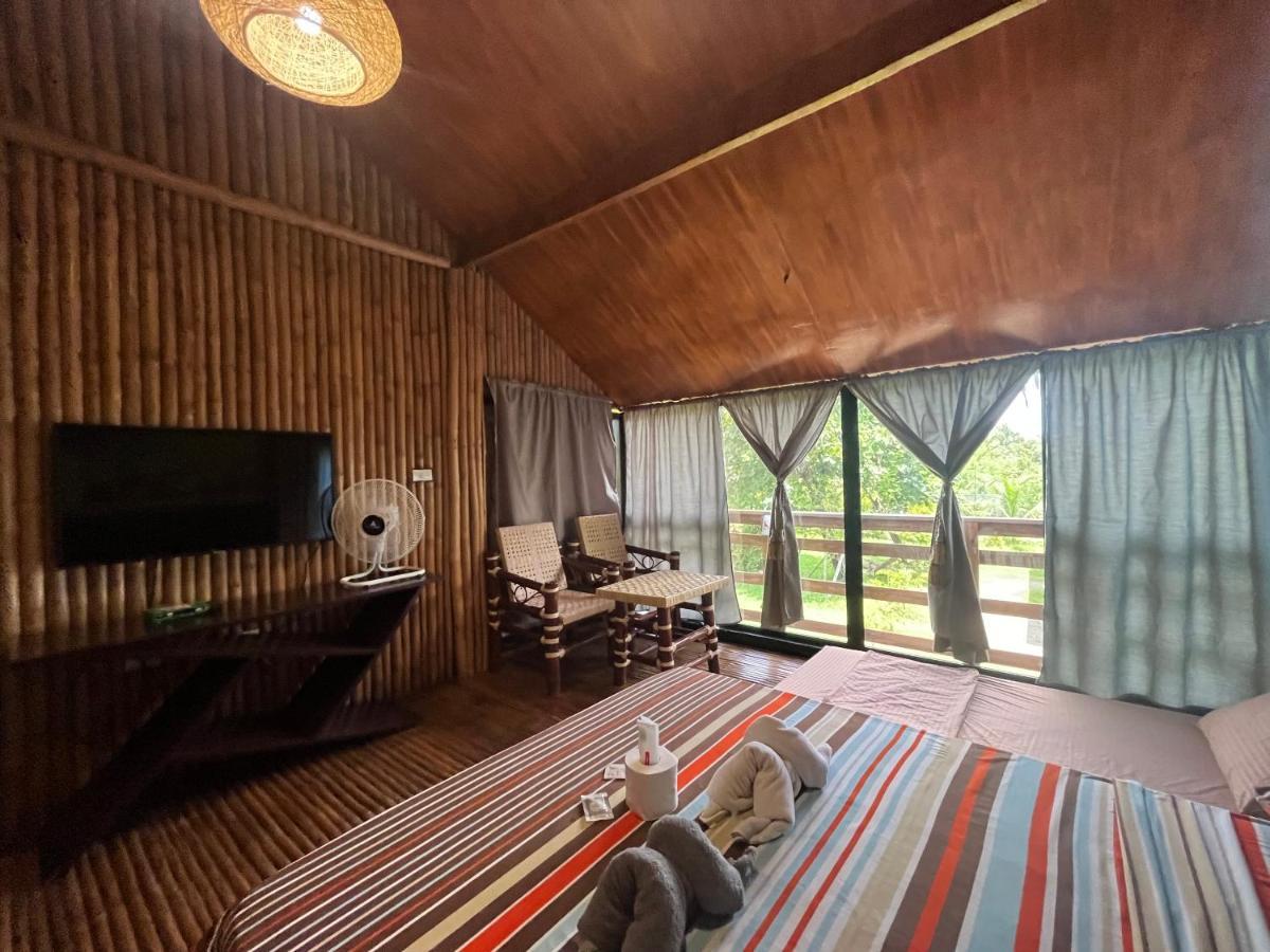Vistapaloma Beach Resort Odiong 外观 照片