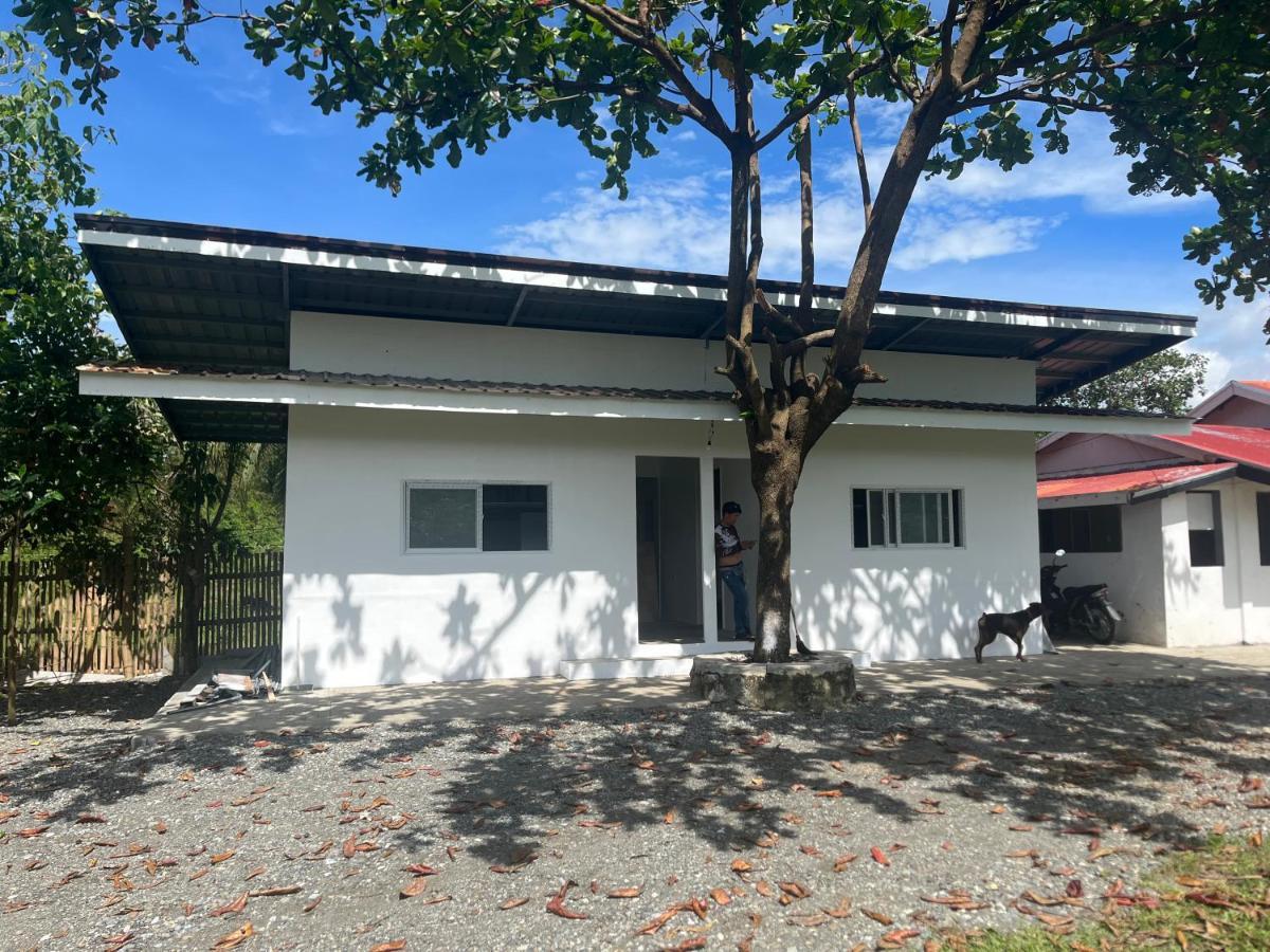 Vistapaloma Beach Resort Odiong 外观 照片