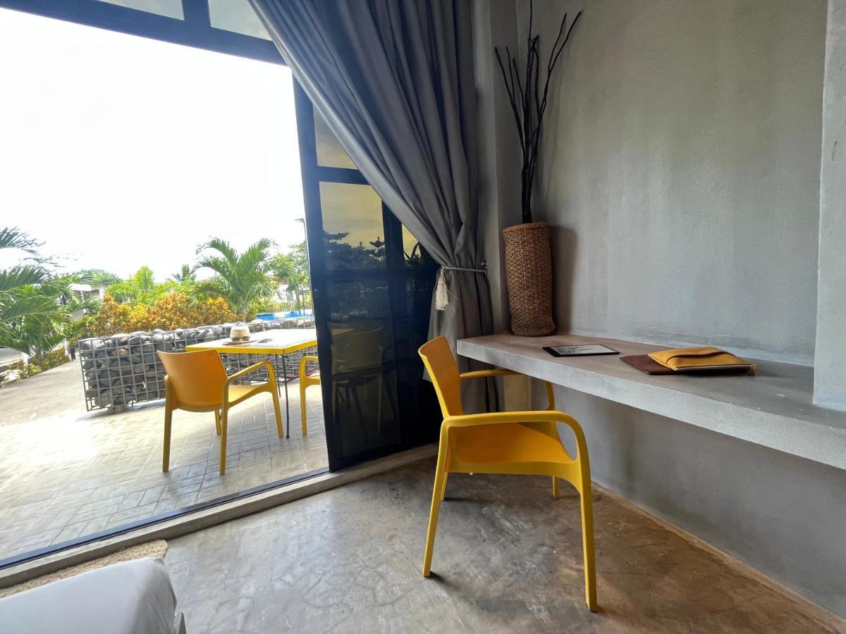 Vistapaloma Beach Resort Odiong 外观 照片