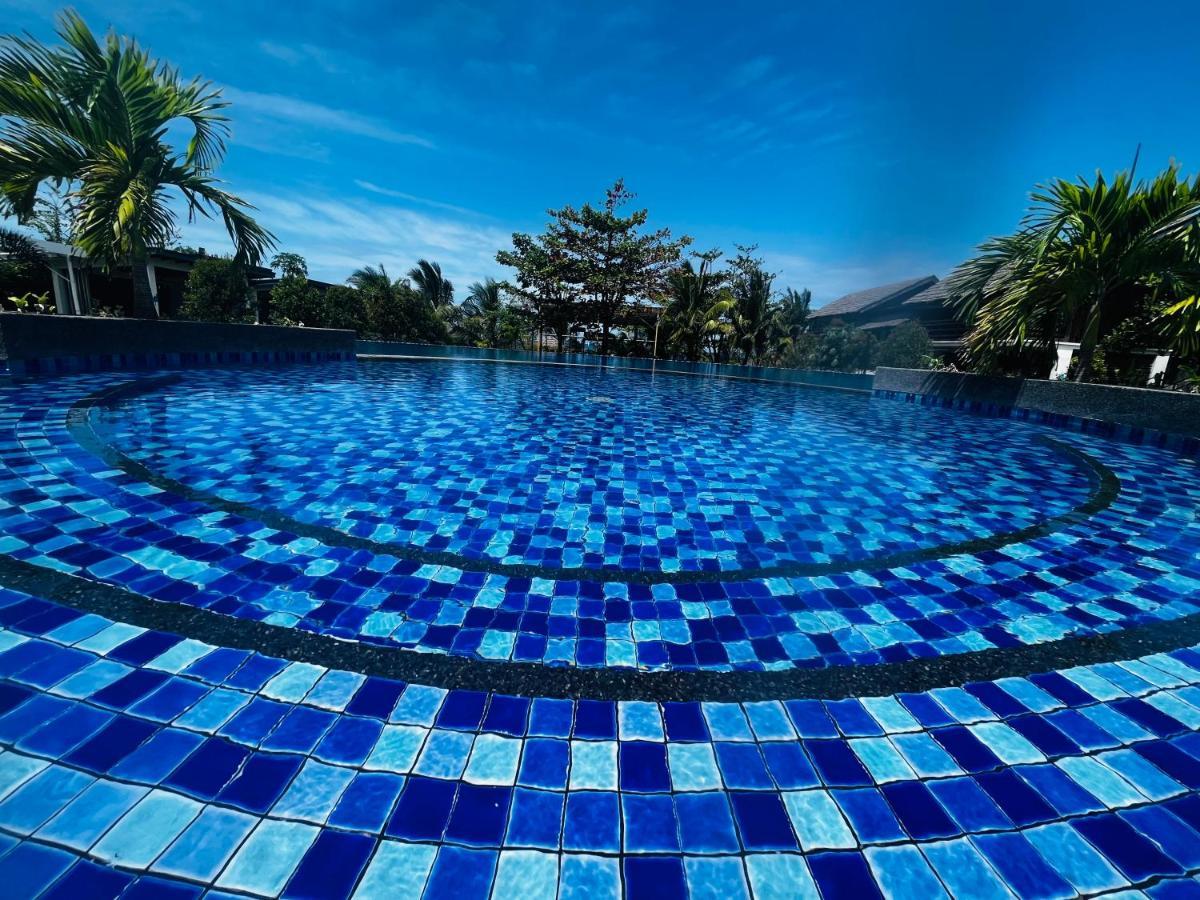 Vistapaloma Beach Resort Odiong 外观 照片